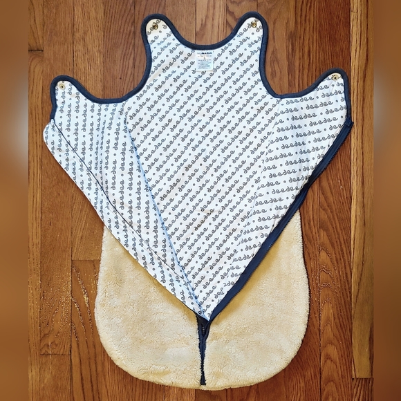 baby deedee NWOT Small 0-6M Sleep Nest Teddy 2.5 TOG Wearable Blanket, Oatmeal - Picture 3 of 4